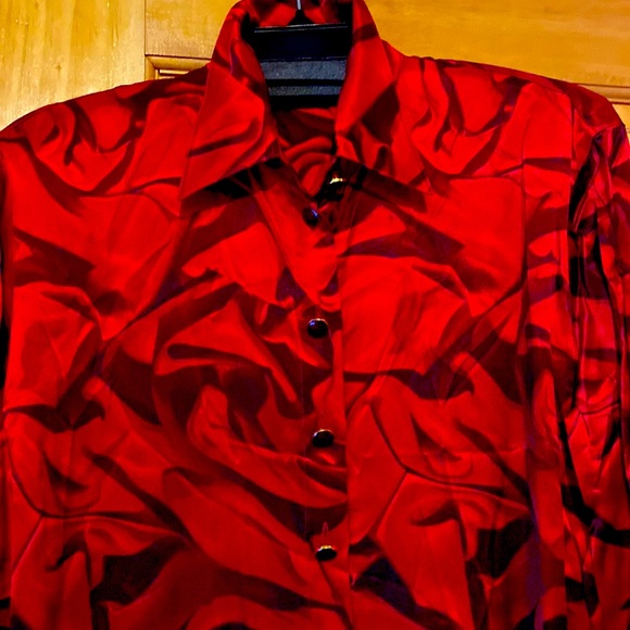 Escada 💯Silk Stunning Red Print Gorgeous Buttons ButtonDown ShirtMade InGermany